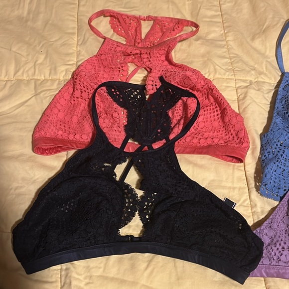 Set of 4- Victoria’s Secret Halter Bralette size Small - Picture 15 of 16